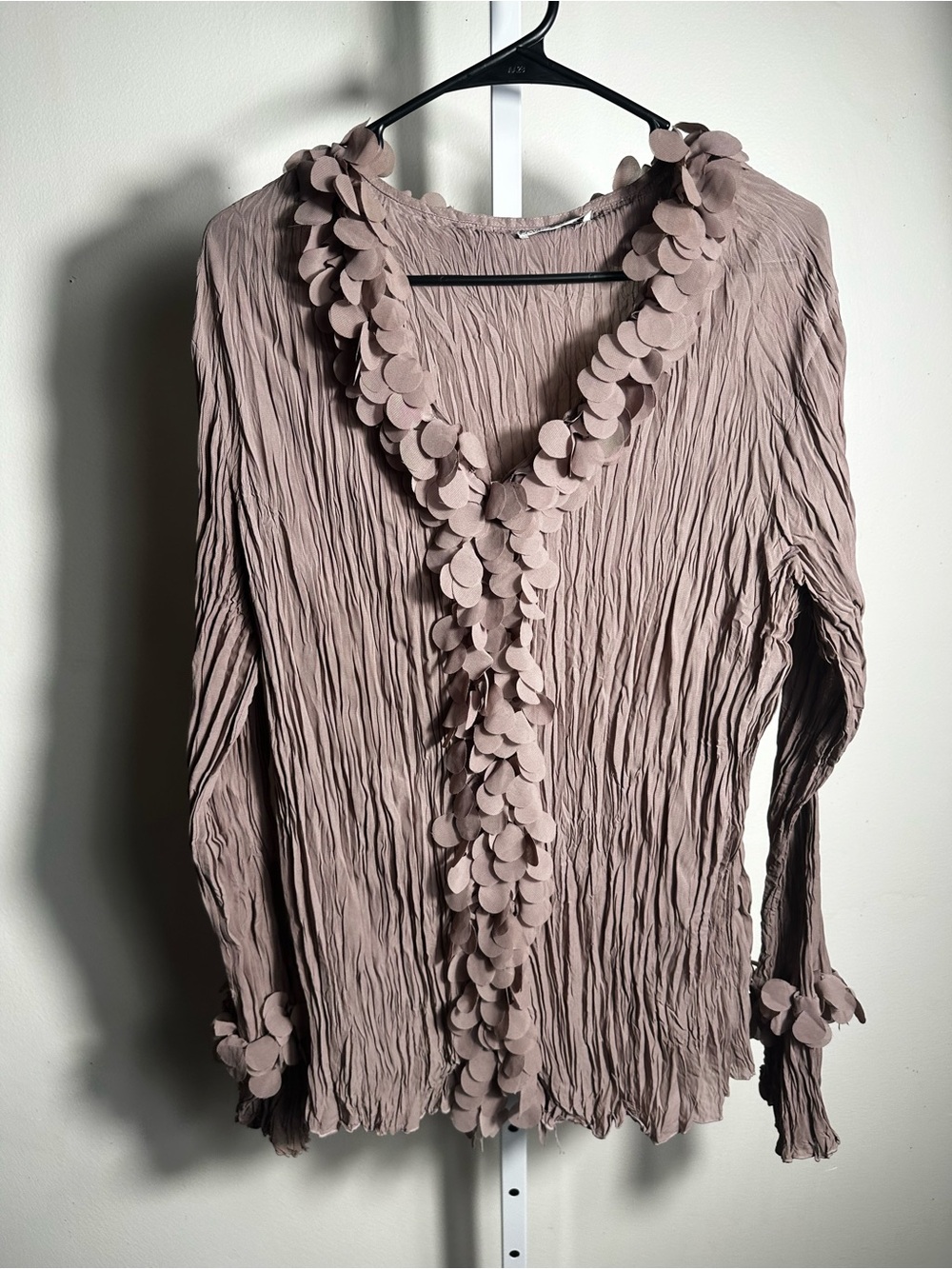 310. Kaelyn Max II 2X Y2K Crinkle Petal Appliqué Blouse Fairycore Whimsigoth